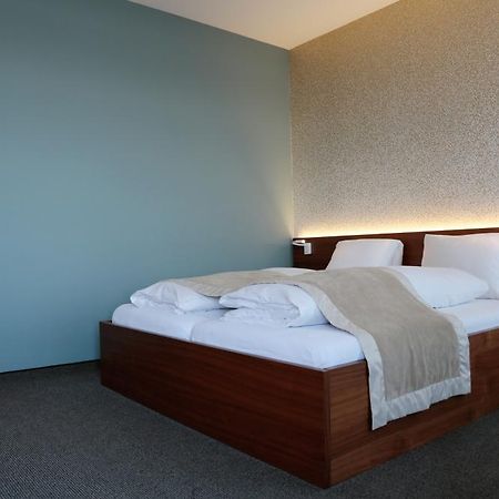 Hotel Engel Am Bahnhof Wädenswil Eksteriør billede