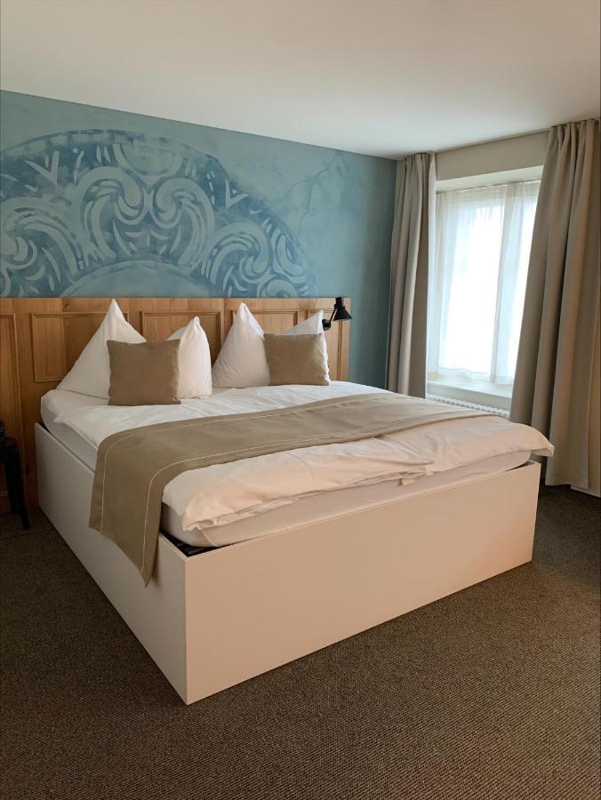 Hotel Engel Am Bahnhof Wädenswil Eksteriør billede