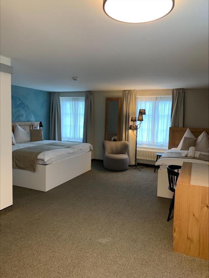 Hotel Engel Am Bahnhof Wädenswil Eksteriør billede