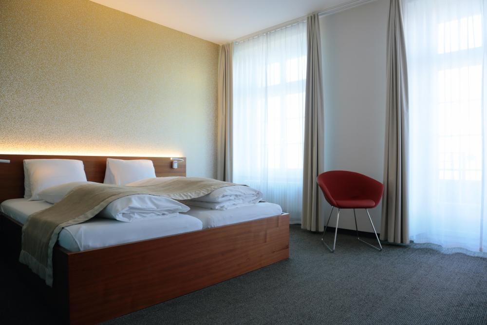 Hotel Engel Am Bahnhof Wädenswil Eksteriør billede